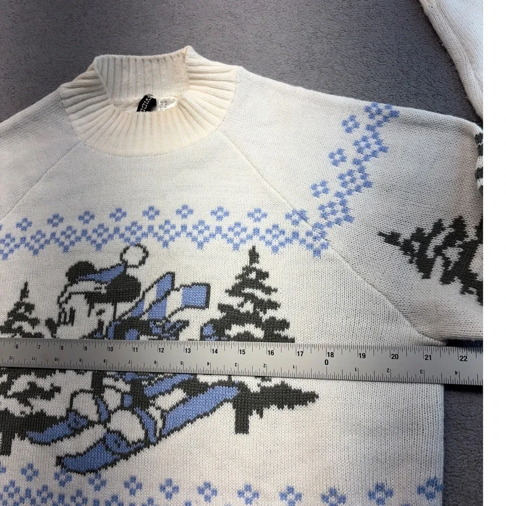 H&M Divided Disney Mickey Mouse Skiing Fair Isle Mock Neck Sweater Cream Mens M